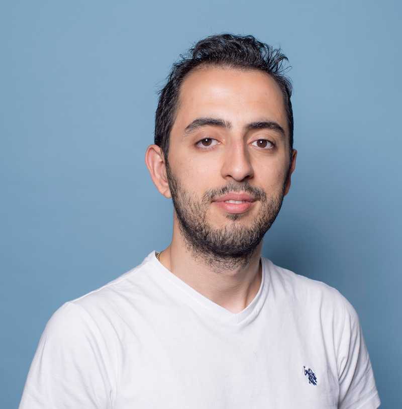 Profile picture: Elvin Isufi