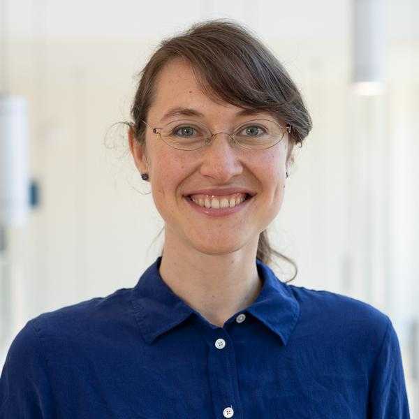Profile picture: Rebekka Burkholz